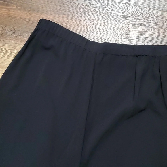 St. John wide leg black side zip classic dress pants - Picture 7 of 7